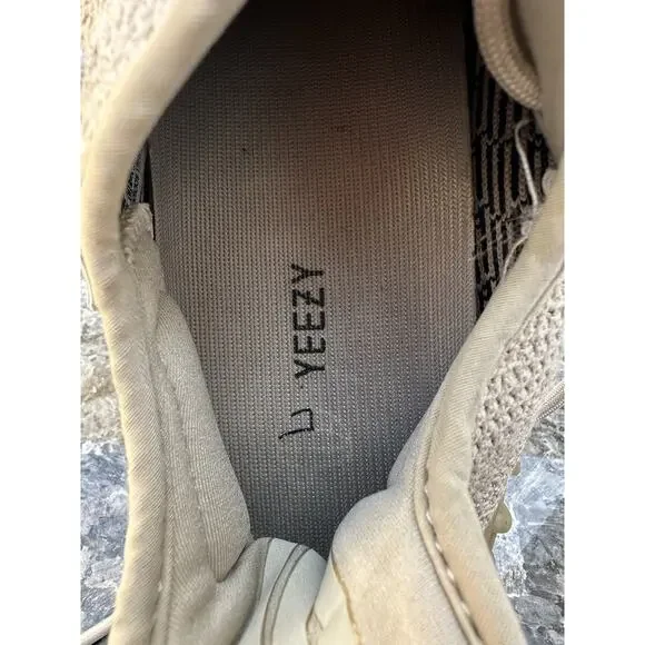 Adidas Yeezy Boost 350 V2 Beige Black SPLY-350 Size 9.5 HP7870 Kanye West - Picture 9 of 12